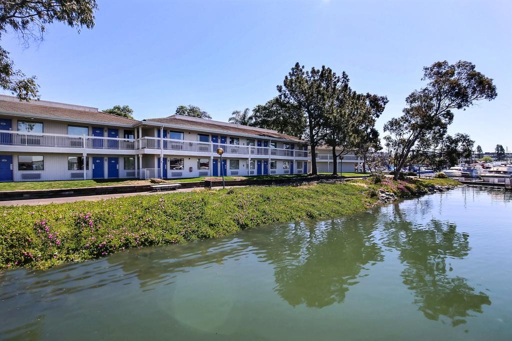 Motel 6-Oakland, Ca - Embarcadero ภายนอก รูปภาพ