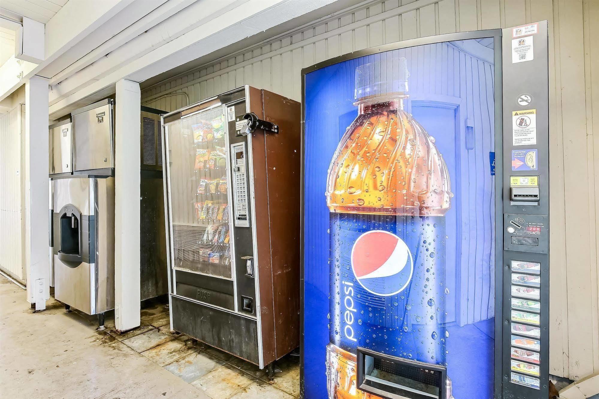 Motel 6-Oakland, Ca - Embarcadero ภายนอก รูปภาพ