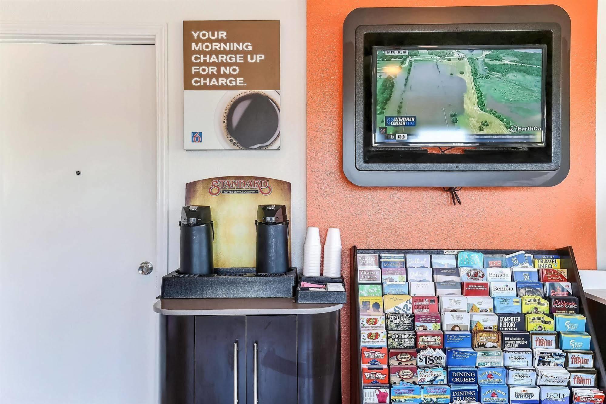 Motel 6-Oakland, Ca - Embarcadero ภายนอก รูปภาพ