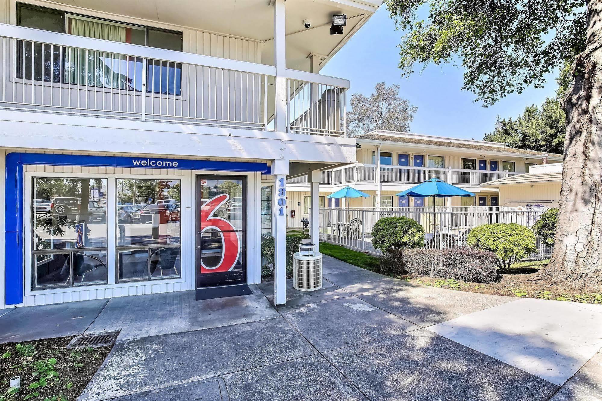 Motel 6-Oakland, Ca - Embarcadero ภายนอก รูปภาพ